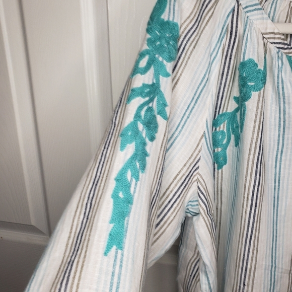 J Jill Love Linen Popover Top Embroidery M 100% Linen Raglan Sleeves Split Neck - Picture 3 of 13